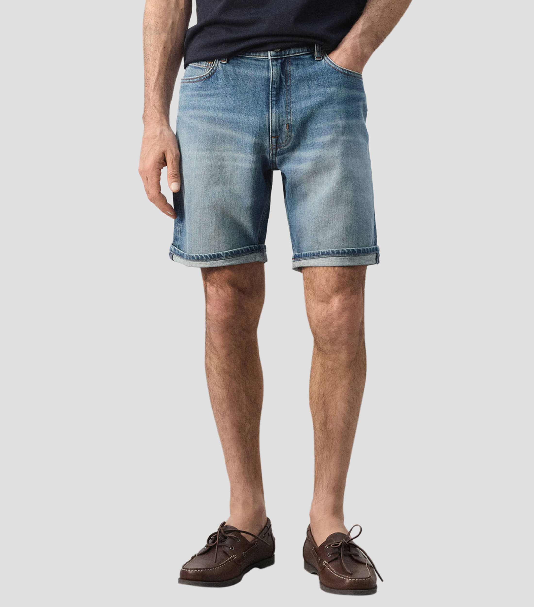 Bermuda en mezclilla deslavada Hombre